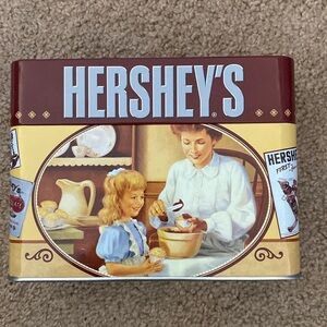 Hersheys® Recipe Tin Storage Box With 99 Recipe Cards